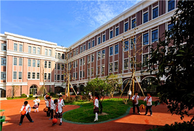 东阳市蓝冠娱乐国际小学